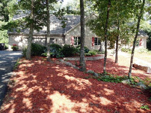 102 Austin Dr, North Prairie, WI 53153