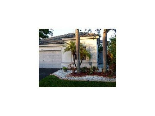 1590 BANYAN WY, Fort Lauderdale, FL 33327