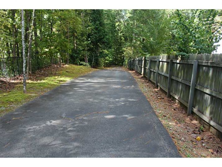 1365 Hamilton Road, Kennesaw, GA 30152