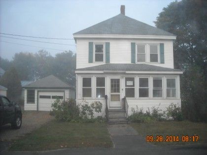 1 Hollingsworth St, Waterville, ME 04901