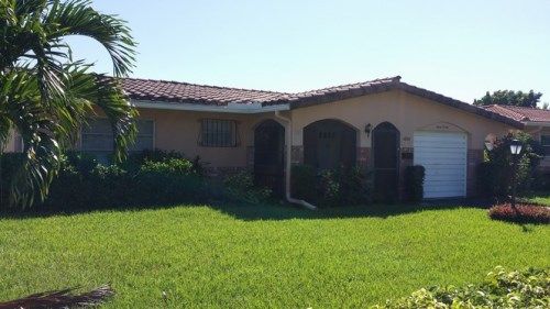 1206 NW 45 ST, Pompano Beach, FL 33064