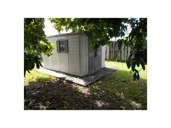 1857 W 2 AV, Hialeah, FL 33010