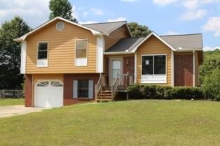 413 Southmoor Cir, Oxford, AL 36203