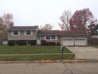 4625 Locust Grove Ct, Batavia, OH 45103