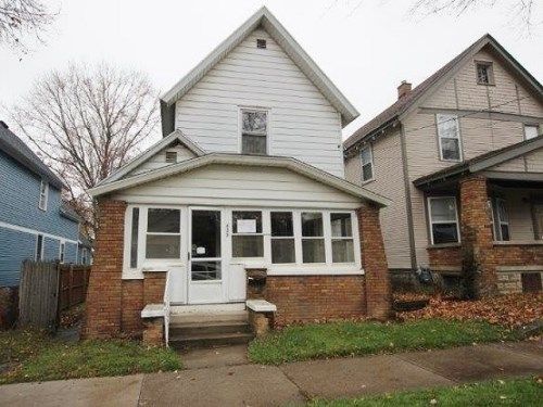 429 Carrier St NE, Grand Rapids, MI 49505