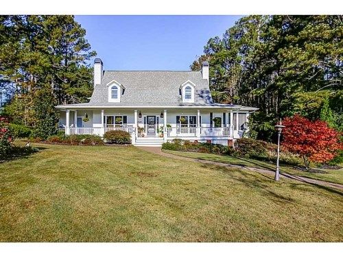 2325 Bentley Trail, Loganville, GA 30052