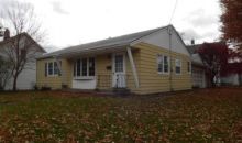 2105 7th St Moline, IL 61265