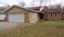 2411 Parklake Dr Morris, IL 60450