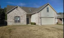 212 N Valley Dr Catoosa, OK 74015