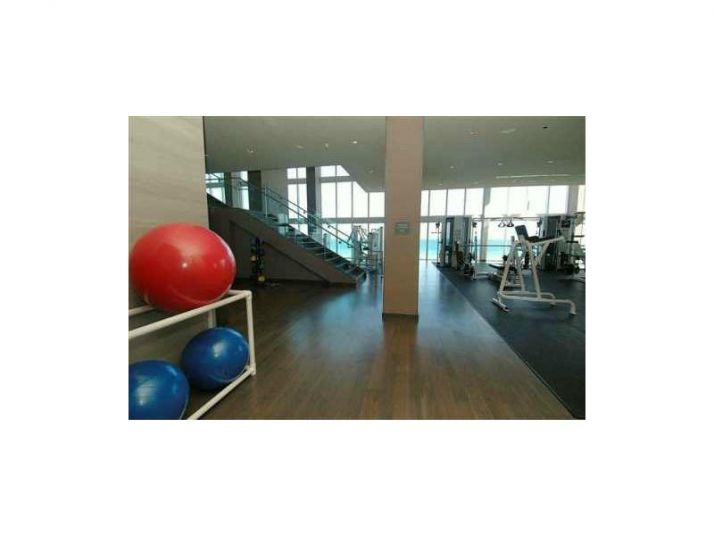 1830 S OCEAN DR # 4609, Hallandale, FL 33009