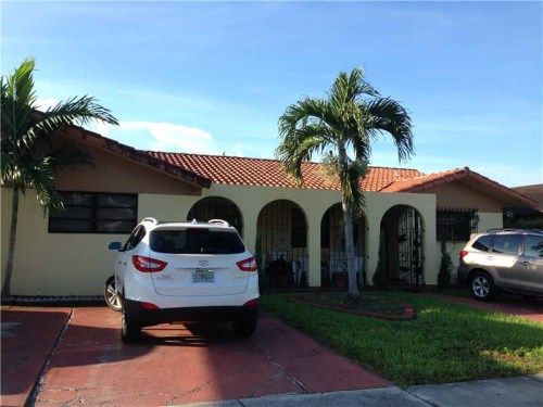 1304 38 PL, Hialeah, FL 33012