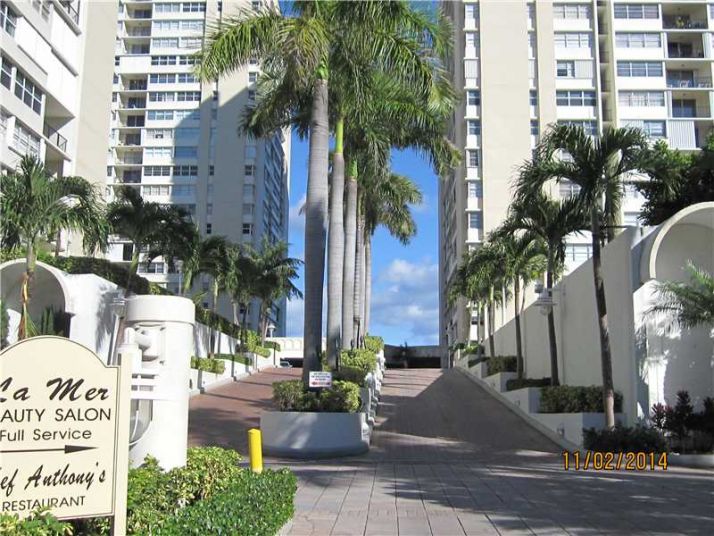 1904 S OCEAN DR # TS106, Hallandale, FL 33009