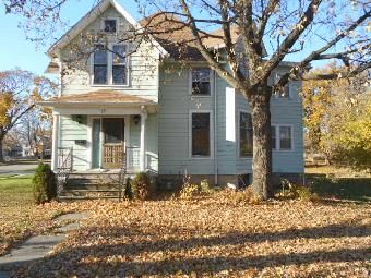 129 W Madison St, Belvidere, IL 61008
