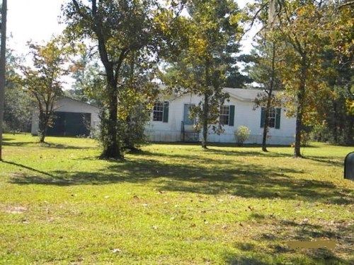 2426 Finch Cir, Chipley, FL 32428