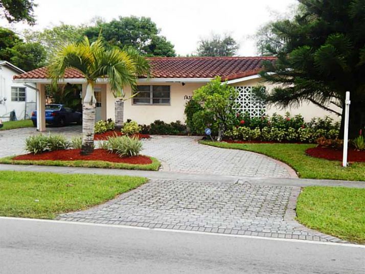 1430 NW 61 AV, Fort Lauderdale, FL 33313