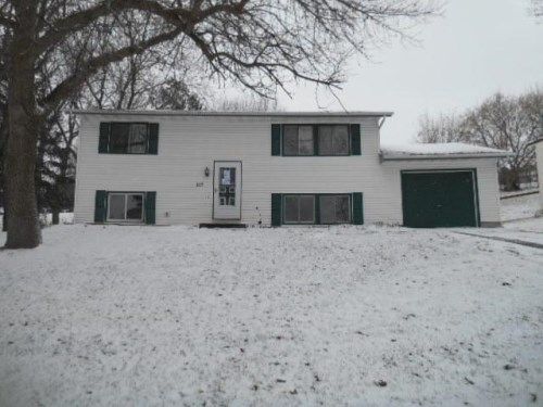217 7th Ave NW, Lonsdale, MN 55046