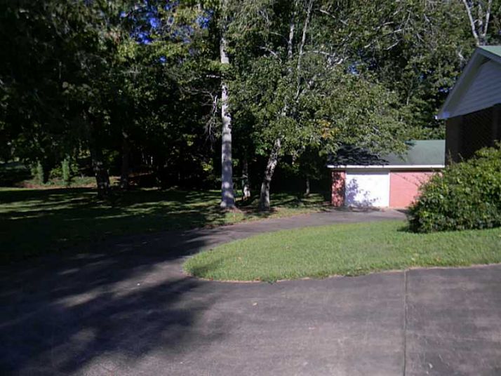 198 Oakwood Drive, Cumming, GA 30040