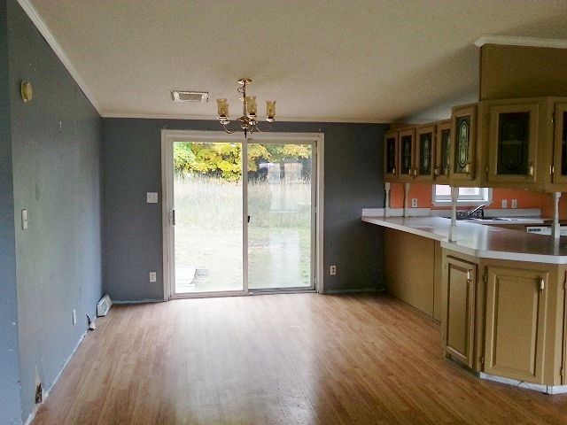 100 E Dusty Ln, Maple City, MI 49664