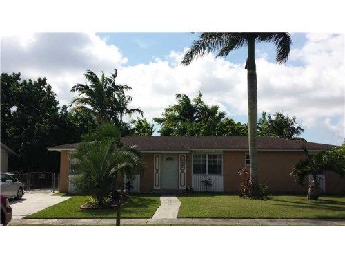 1766 W MOWRY CT, Homestead, FL 33030