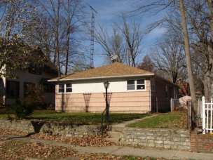 610 SW A St, Richmond, IN 47374