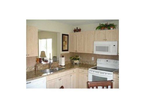 6255 SW 47TH MNR # 201, Fort Lauderdale, FL 33314