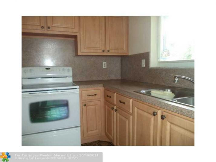 6201 NW 18TH ST, Fort Lauderdale, FL 33313