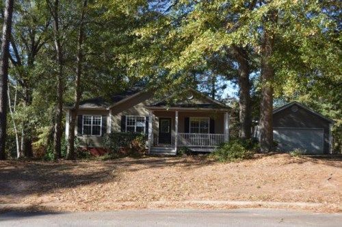 223 Shannon Ct, Senoia, GA 30276