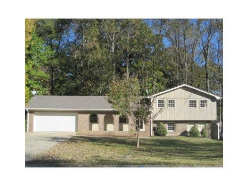 1646 W Kellogg Circle, Douglasville, GA 30134