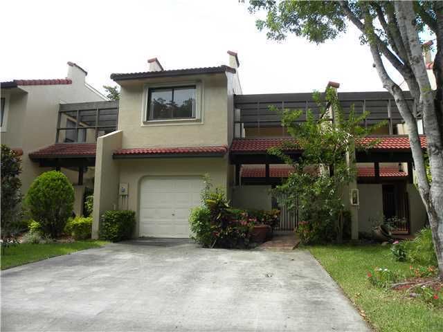 9846 COSTA DEL SOL BL # J-94B, Miami, FL 33178