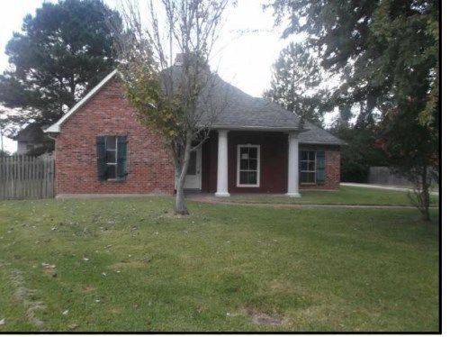 816 Floyd Street, Brusly, LA 70719