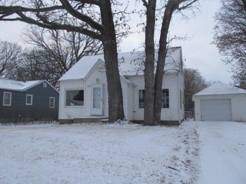 1124 Jackson Ave, Detroit Lakes, MN 56501
