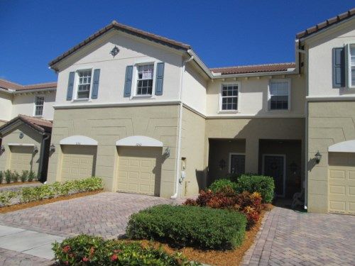 1052 Cheval Dr, Vero Beach, FL 32960
