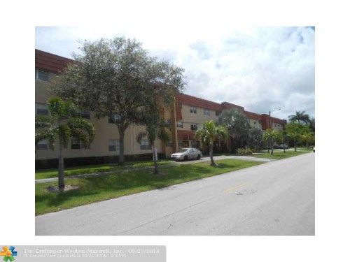 1300 MOFFETT ST # 102, Hallandale, FL 33009