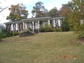 517 Fair Oaks Dr, Fairfield, AL 35064