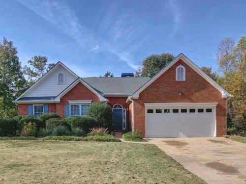 1011 Chatsworth Lane, Woodstock, GA 30189