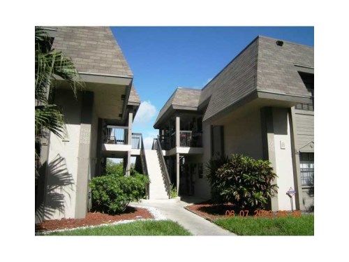 3671 NW 94 AV # 6J, Fort Lauderdale, FL 33351