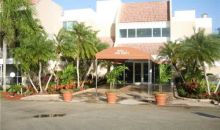140 LAKEVIEW DR # 209 Fort Lauderdale, FL 33326