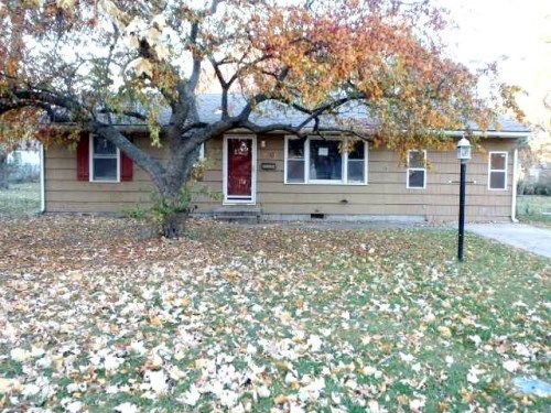 9106 Vaughn Ave, Kansas City, MO 64133