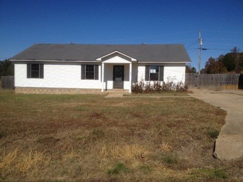 51 Dalton St, Potts Camp, MS 38659