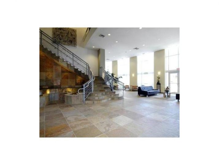 1745 E HALLANDALE BEACH BL # M108W, Hallandale, FL 33009