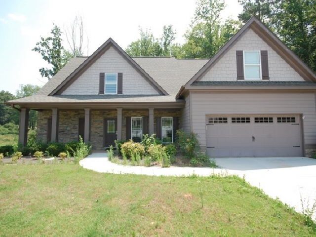 563 Strawberry Walk, Loganville, GA 30052