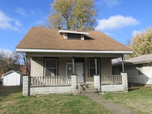2237 N Franklin Ave, Springfield, MO 65803