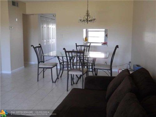 7887 GOLF CIRCLE DR # 109, Pompano Beach, FL 33063