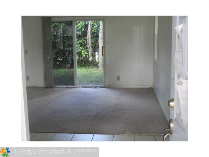 3058 LILLIAN LN, Pompano Beach, FL 33063