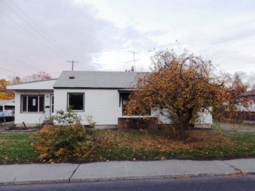 5624 N Monroe Street, Spokane, WA 99205