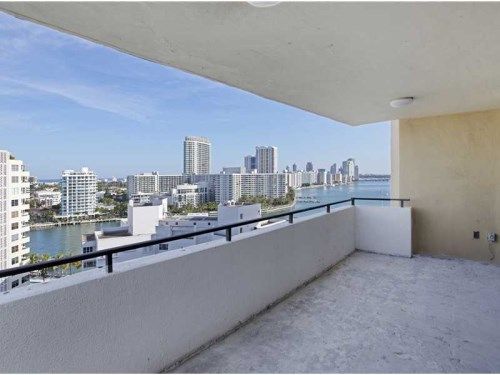 11 ISLAND AV # 1612, Miami Beach, FL 33139