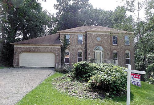 856 Bonnie Brae Ln, Bolingbrook, IL 60440