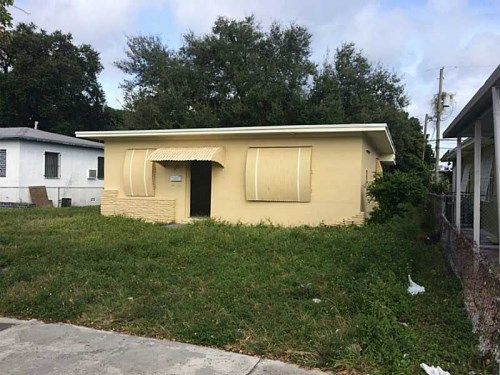 1773 NW 52 ST, Miami, FL 33142