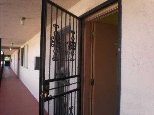 1075 W 68 ST # 220, Hialeah, FL 33014