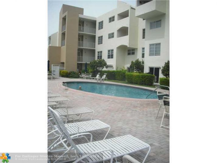 2870 NE 14th Street Cswy # 205C, Pompano Beach, FL 33062